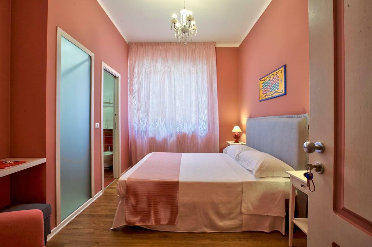 B&B Del Corso Capo dʼOrlando Exterior foto